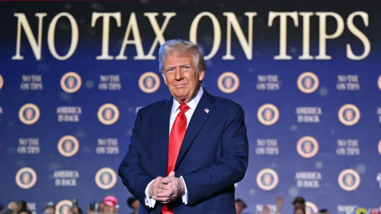 Donald Trump consideró que los palestinos deberían abandonar Gaza